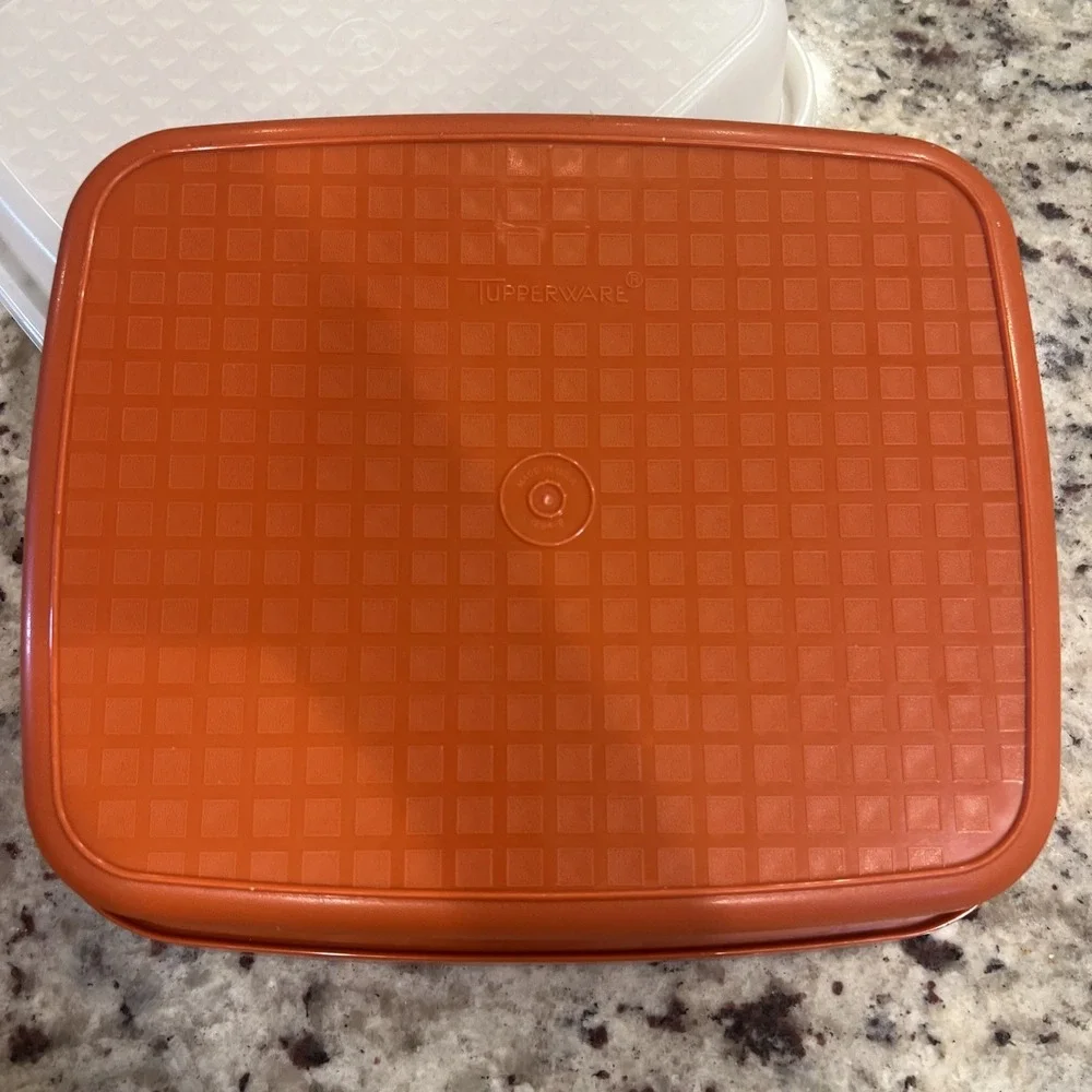 Tupperware Season Serve Marinating Container Paprika Red Vintage Air Tight
